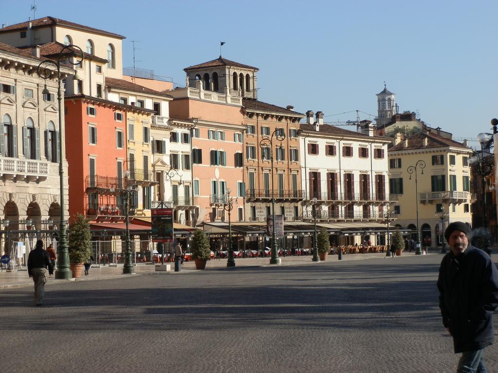 Les Suites Di Verona Exterior photo